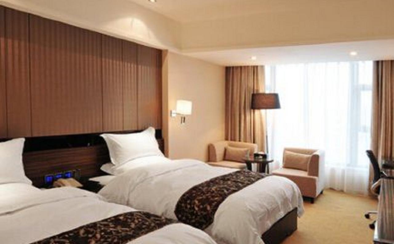 Jinwan International Hotel Qinzhou  Bagian luar foto